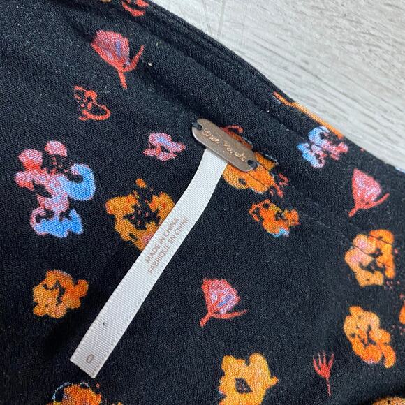 Free People Womens L’amour Floral Printed Flowy Boho Black Combo Romper Size 0 - Picture 5 of 6